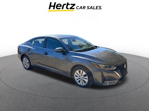 Used 2025 Nissan Sentra S image 1