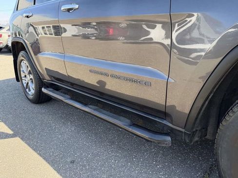 Used 2015 Jeep Grand Cherokee Limited w/ Luxury Group II image 8