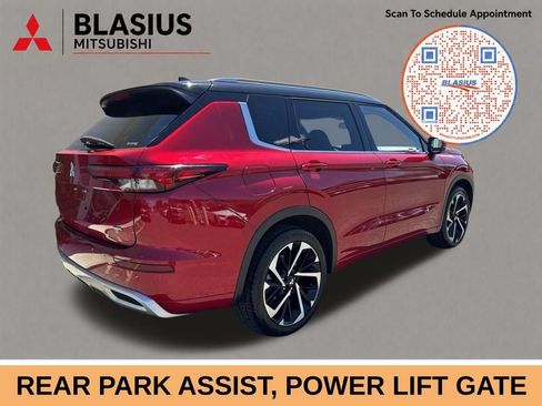 Used 2023 Mitsubishi Outlander SEL AWD/4WD image 18