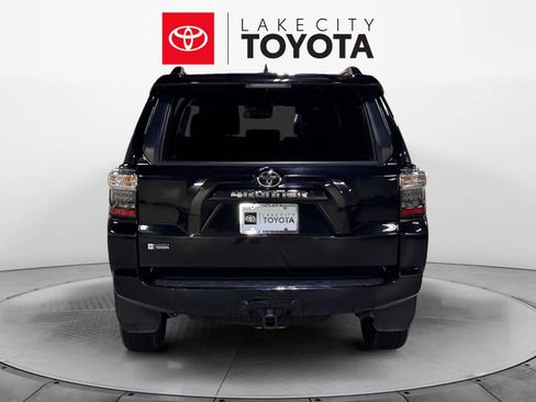 Used 2024 Toyota 4Runner SR5 image 5