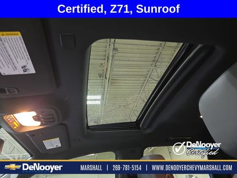Used 2023 Chevrolet Colorado Z71 w/ Z71 Convenience Package 2 AWD/4WD image 29
