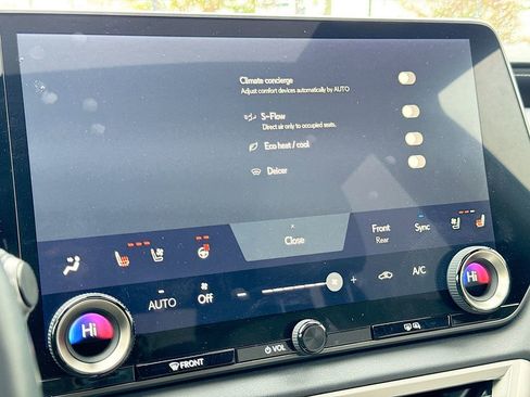 Used 2024 Lexus RX 350 Premium image 29