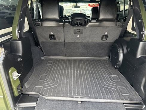 Certified 2020 Jeep Wrangler Unlimited Sahara image 28