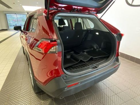 Used 2023 Toyota RAV4 LE AWD/4WD image 25