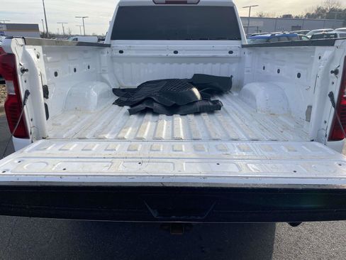 Used 2022 Chevrolet Silverado 2500 LT w/ Fleet Comfort Package image 8