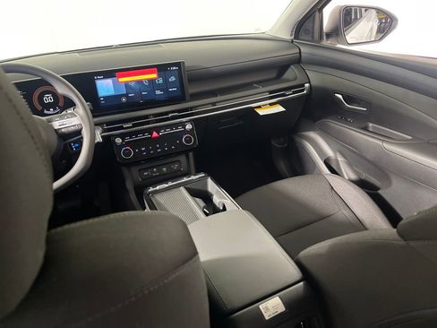 New 2026 Hyundai Tucson SEL image 17