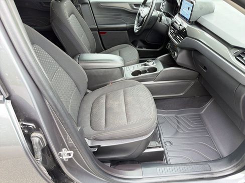 Certified 2023 Ford Escape Active AWD/4WD image 28