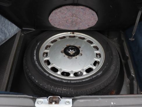 Used 1989 Mercedes-Benz 560 SL image 26