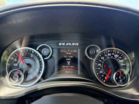 Used 2020 RAM 1500 Big Horn AWD/4WD image 8