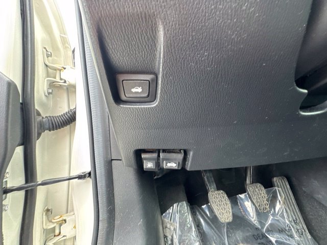 Used 2017 Toyota Yaris iA FWD image 18
