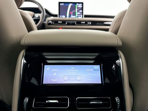 Used 2021 Lincoln Aviator Reserve w/ Equipment Group 201A image 31