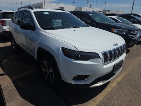Used 2022 Jeep Cherokee Limited AWD/4WD image 1