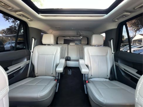 Used 2020 Ford Expedition XLT w/ Equipment Group 202A image 20