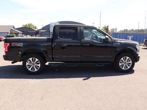 Used 2017 Ford F150 XL w/ Equipment Group 101A Mid AWD/4WD image 4