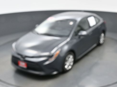 Used 2024 Toyota Corolla LE image 34