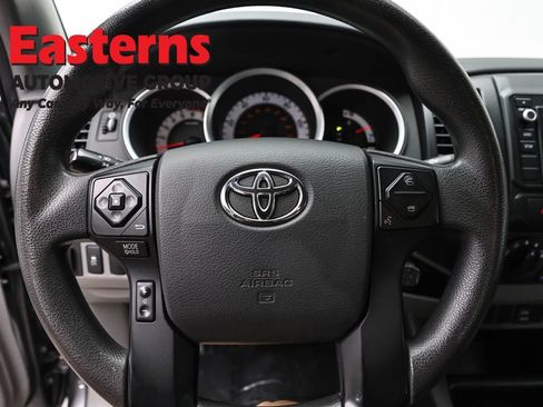 Used 2015 Toyota Tacoma 2WD Access Cab image 10