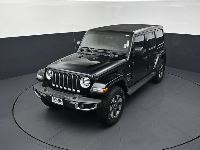 Used 2022 Jeep Wrangler Unlimited Sahara w/ Cold Weather Group AWD/4WD image 14