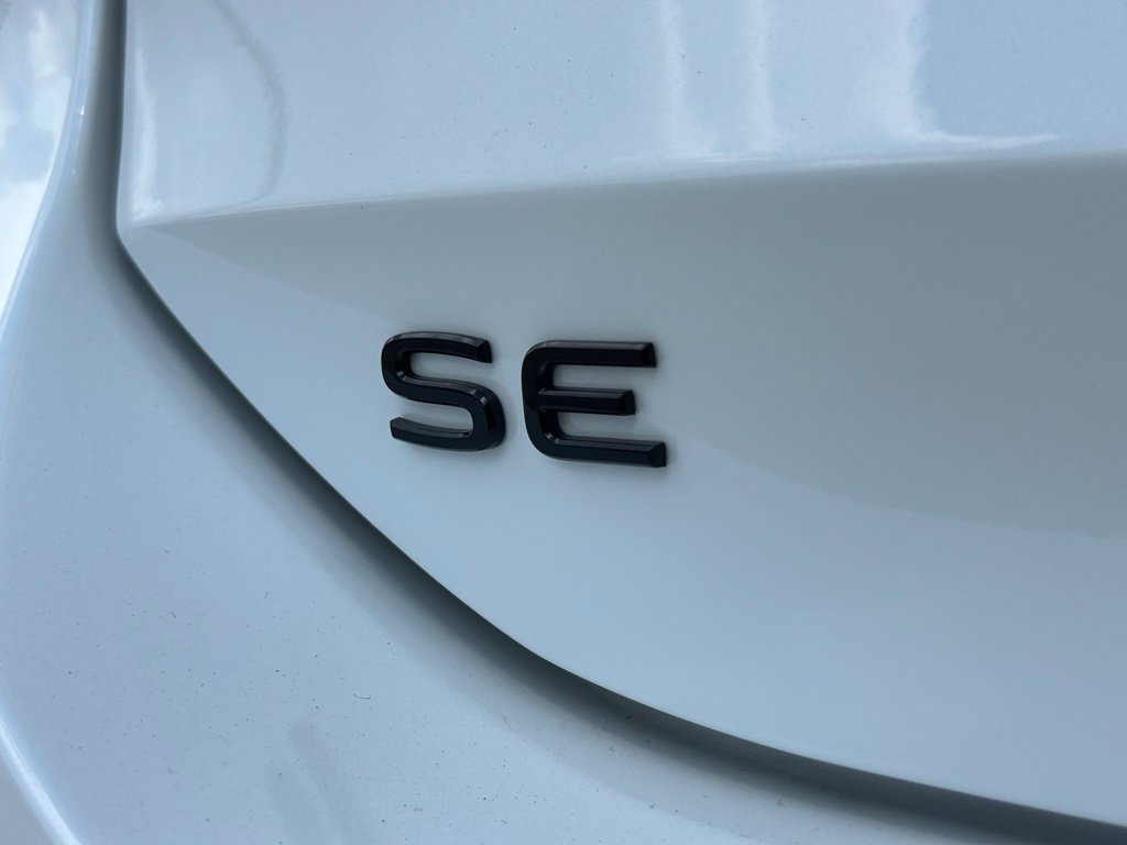 New 2026 Volkswagen Tiguan SE R-Line FWD image 45