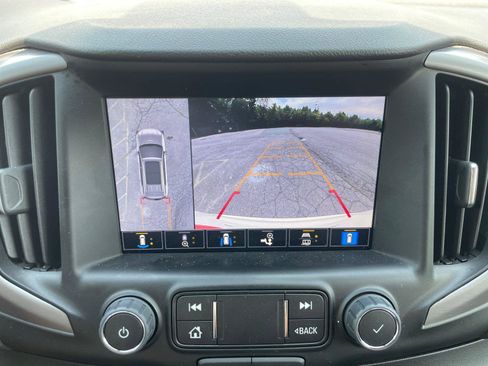 Used 2023 GMC Terrain AT4 w/ Tech Package AWD/4WD image 20