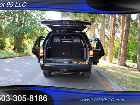 Used 2017 Lincoln Navigator Select AWD/4WD image 32