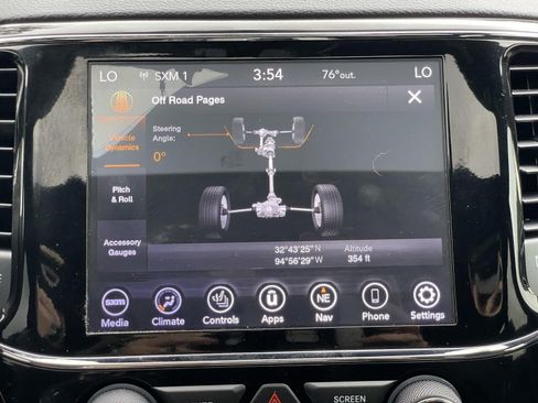 Used 2019 Jeep Grand Cherokee Altitude AWD/4WD image 26