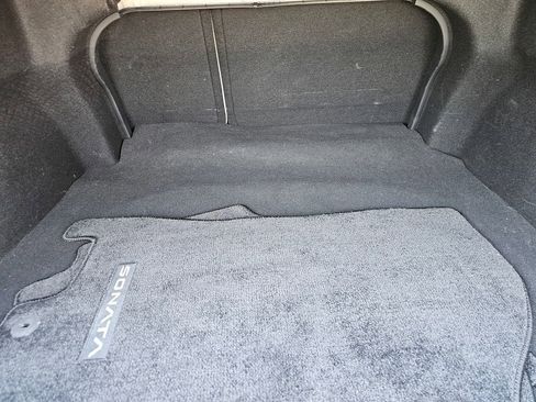 Certified 2025 Hyundai Sonata SEL AWD/4WD image 17