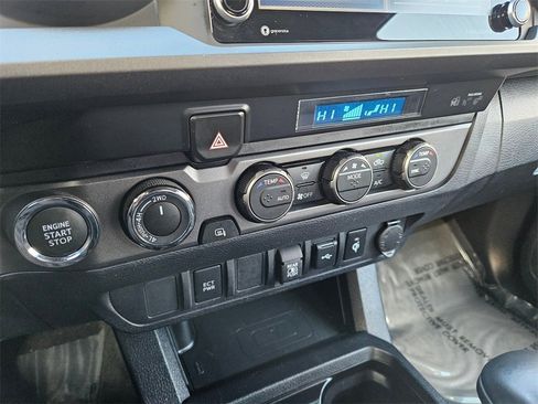 Certified 2023 Toyota Tacoma TRD Off-Road image 22