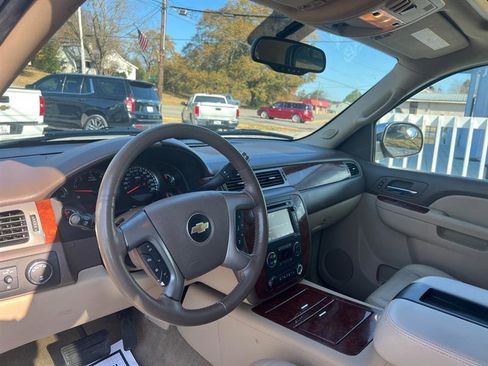 Used 2012 Chevrolet Tahoe LTZ image 15