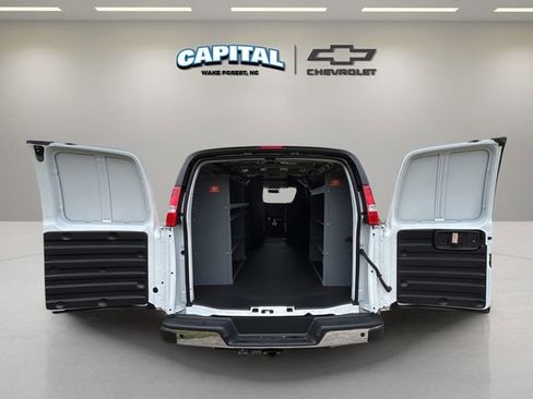 New 2025 Chevrolet Express 2500 Work Van w/ Driver Convenience Package image 20