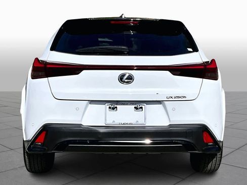 Used 2024 Lexus UX 250h F Sport image 4