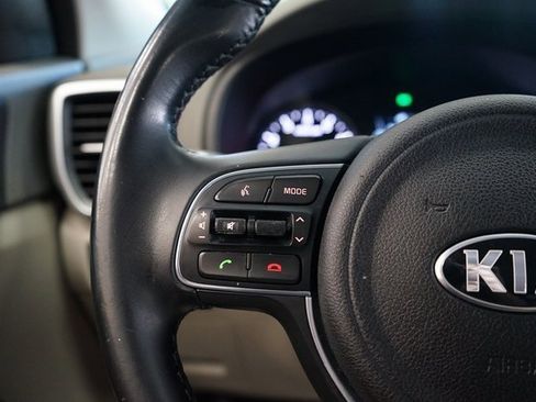Used 2017 Kia Sportage EX image 29