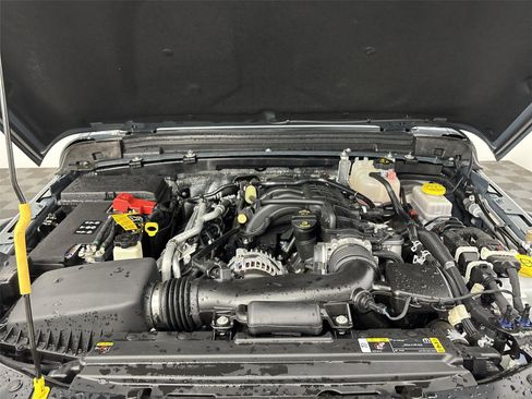 Used 2024 Jeep Wrangler Sport AWD/4WD image 20
