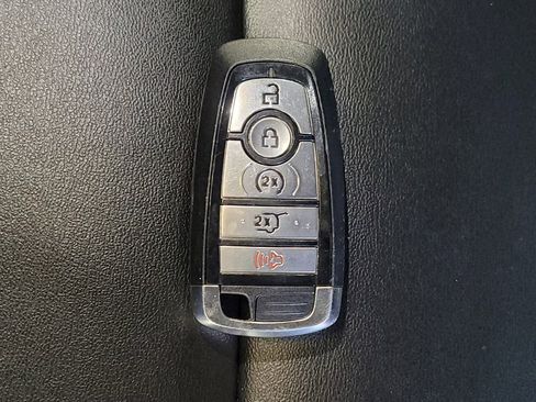 Used 2024 Ford Explorer XLT w/ Equipment Group 202A image 32