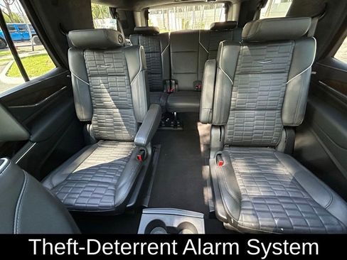 Used 2024 Cadillac Escalade Sport Platinum w/ LPO, ONYX Package AWD/4WD image 13