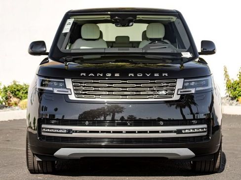New 2026 Land Rover Range Rover SE AWD/4WD image 3