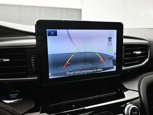 Certified 2022 Ford Explorer ST w/ ST Street Pack image 16