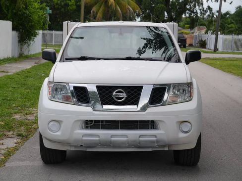 Used 2018 Nissan Frontier SV RWD image 6