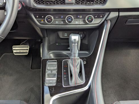 Certified 2025 Acura ADX A-Spec image 19