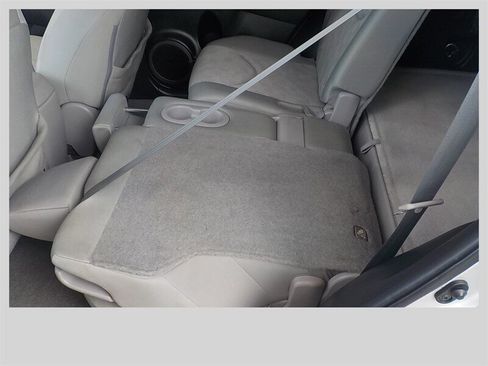 Used 2012 Toyota RAV4 4WD w/ Value Pkg image 29