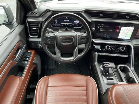 Used 2023 GMC Sierra 1500 Denali Ultimate image 6