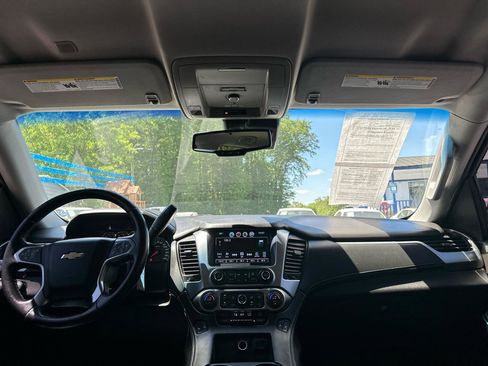 Used 2017 Chevrolet Tahoe LT AWD/4WD image 9