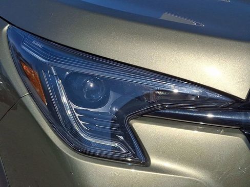 Used 2025 Subaru Ascent Onyx Edition image 9