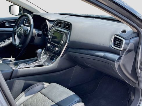 Used 2021 Nissan Maxima Platinum w/ Sport Mat Group FWD image 31