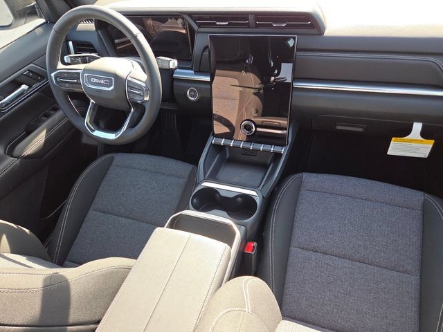 New 2027 GMC Terrain Elevation w/ LPO, Floor Liner Package FWD image 20