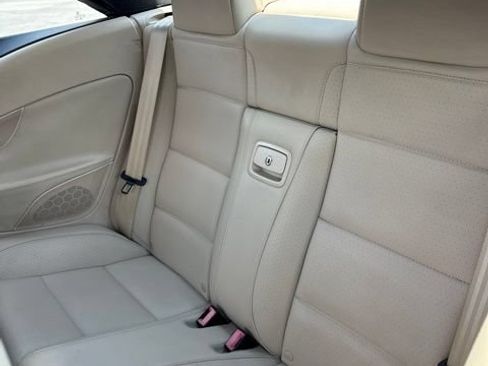 Used 2008 Volkswagen Eos Komfort FWD image 16