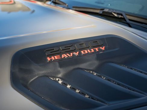 New 2026 RAM 2500 Laramie w/ Night Edition image 15