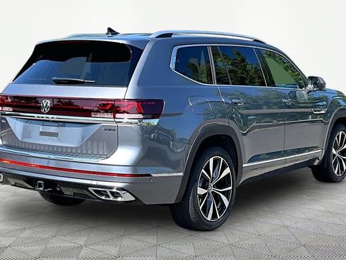 Used 2024 Volkswagen Atlas SEL Premium R-Line AWD/4WD image 5