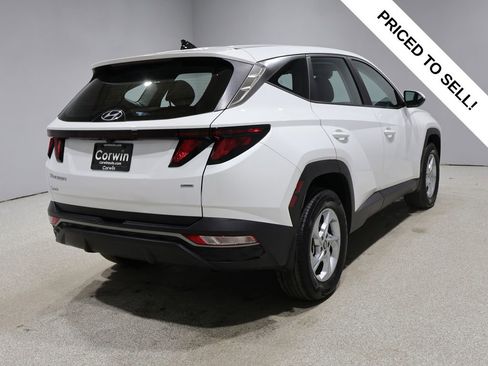 Used 2023 Hyundai Tucson SE AWD/4WD image 2