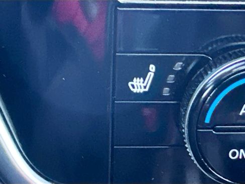 Used 2021 Nissan Rogue SL image 19