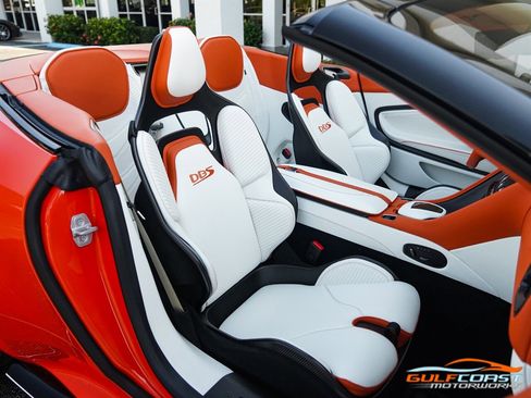 Used 2023 Aston Martin DBS Superleggera Volante RWD image 36